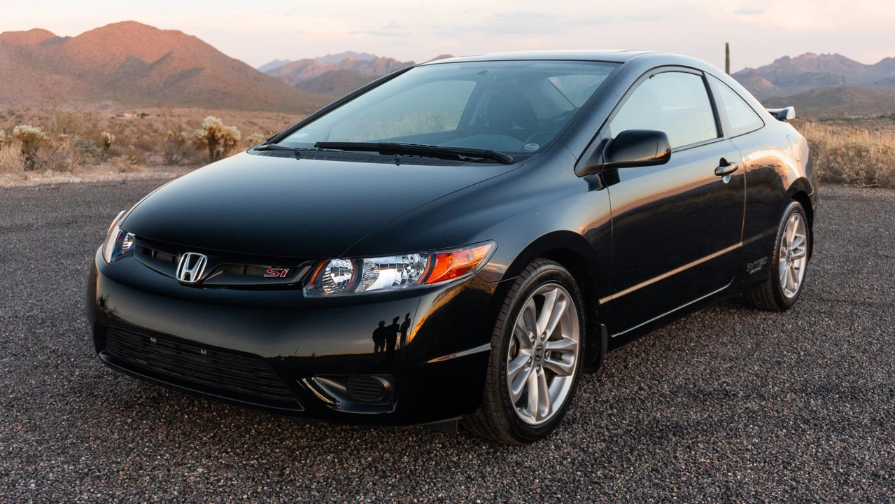 2008 Honda Civic Si 8th Gen - Image 25 of 31