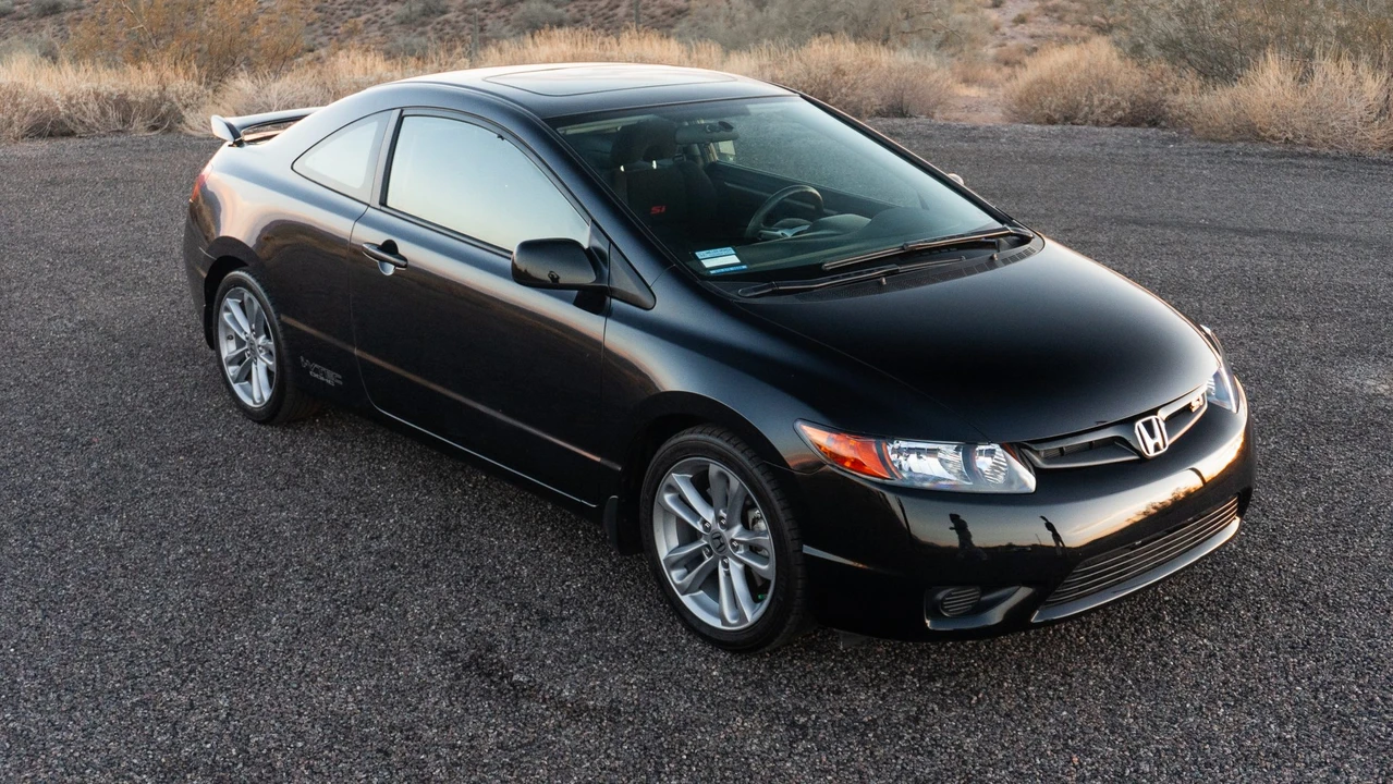 2008 Honda Civic Si 8th Gen - Image 9 of 31