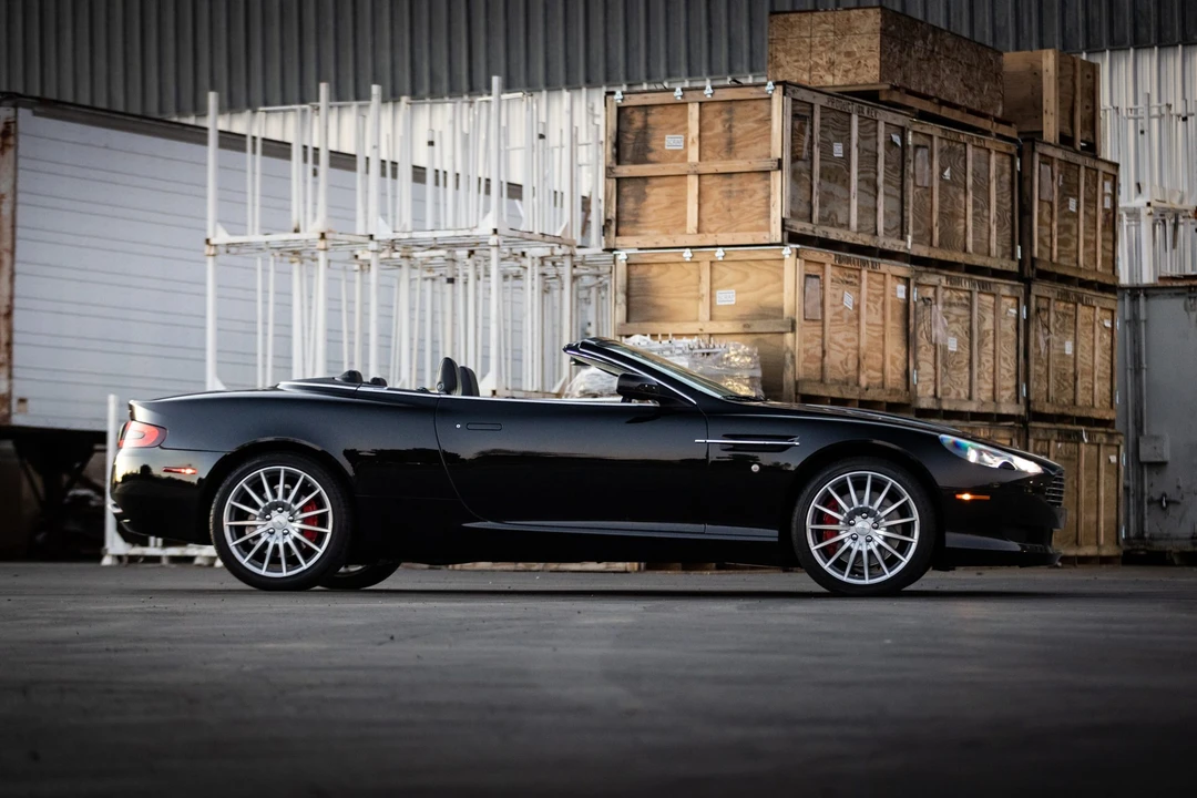 2009 Aston Martin DB9 - Image 17 of 31