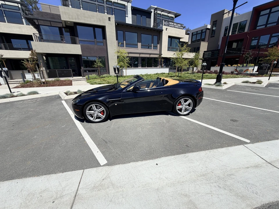 2009 Aston Martin V8 Vantage (2006-2017) - Image 3 of 31
