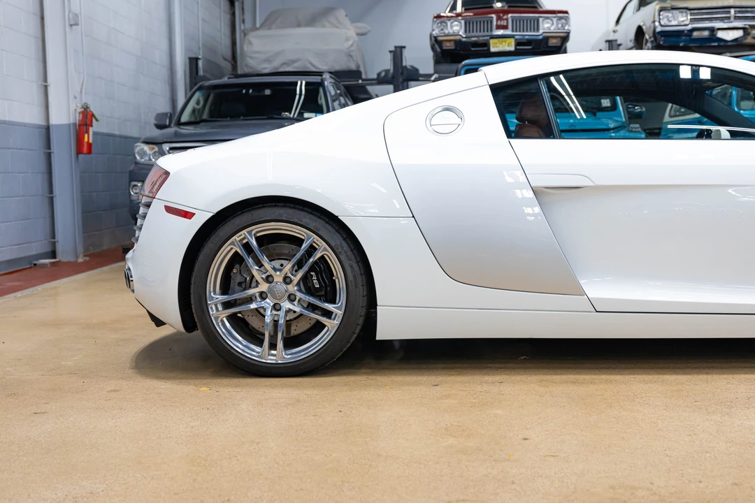 2009 Audi 42 R8 - Image 10 of 31