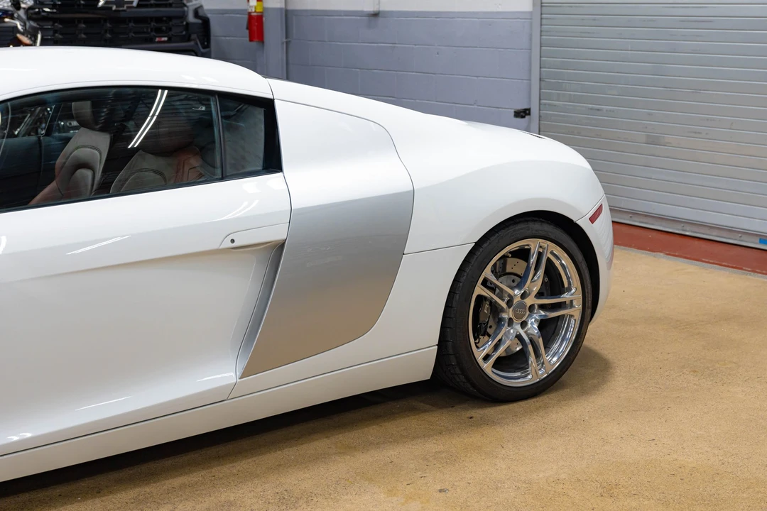 2009 Audi 42 R8 - Image 18 of 31