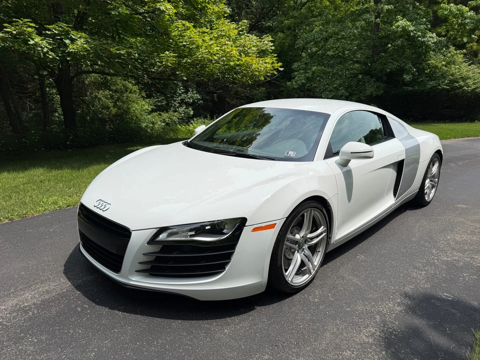 2009 Audi 42 R8 - Image 6 of 31