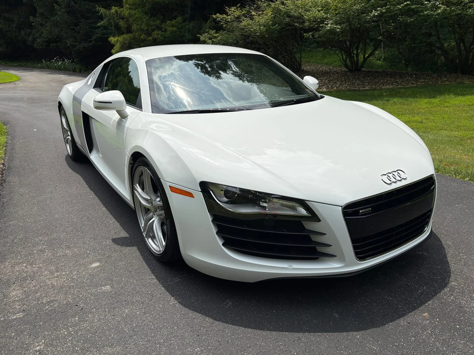 2009 Audi 42 R8 - Image 28 of 31