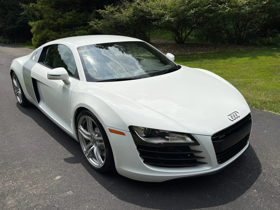 2009 Audi 42 R8 - Image 27 of 31