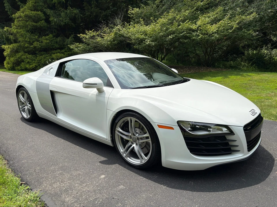 2009 Audi 42 R8 - Image 26 of 31