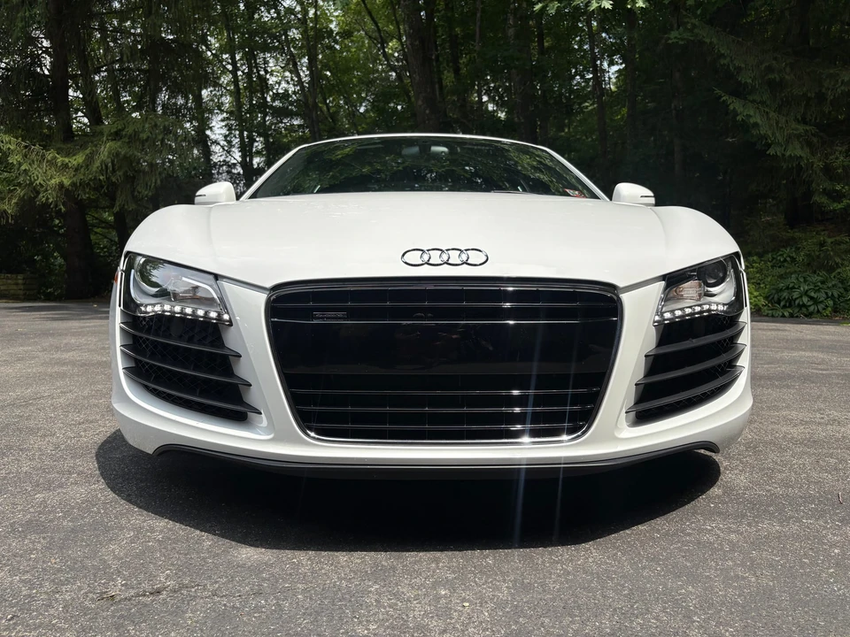 2009 Audi 42 R8 - Image 14 of 31