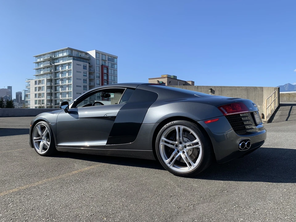 2009 Audi 42 R8 - Image 8 of 31