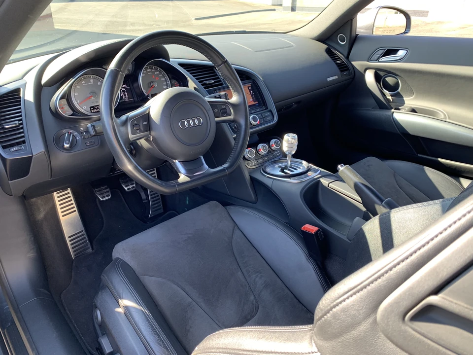 2009 Audi 42 R8 - Image 25 of 31