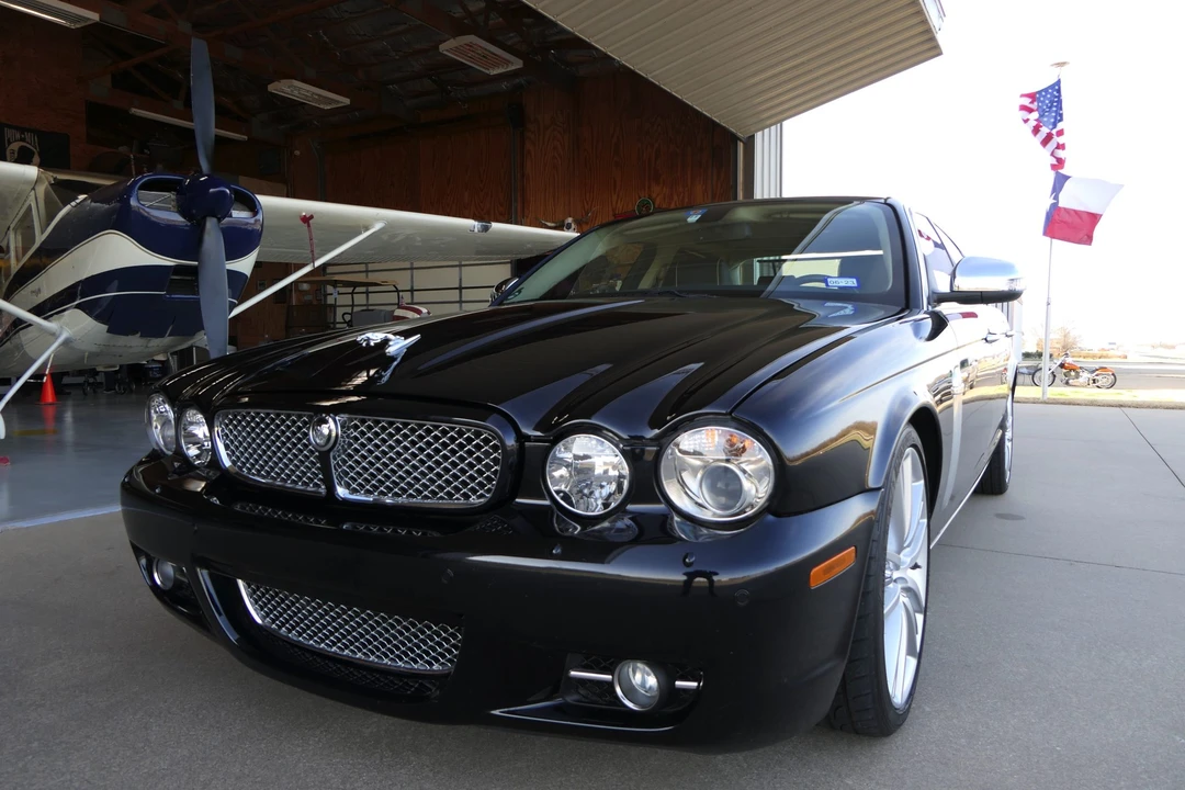 2009 Jaguar X350/X356/X358 XJ - Image 2 of 31