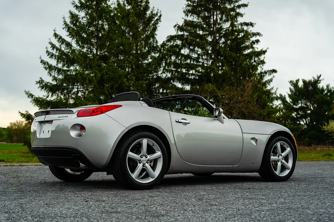 2009 Pontiac Solstice - Image 9 of 31