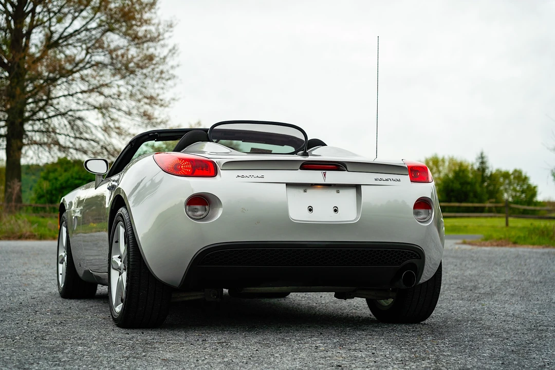 2009 Pontiac Solstice - Image 18 of 31