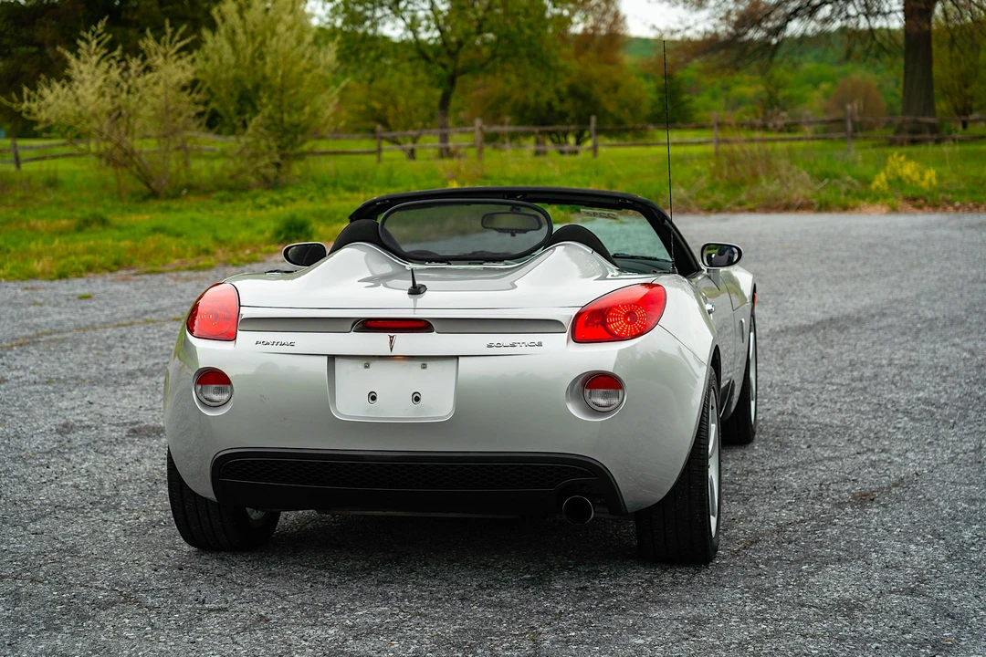 2009 Pontiac Solstice - Image 11 of 31