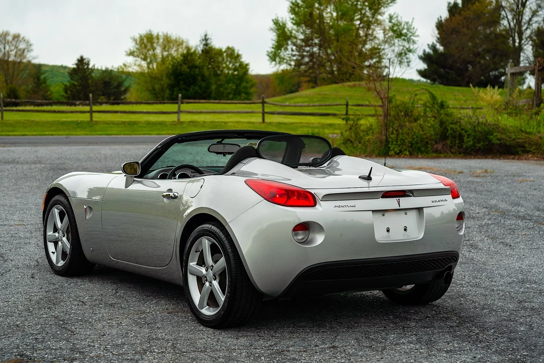 2009 Pontiac Solstice - Image 19 of 31