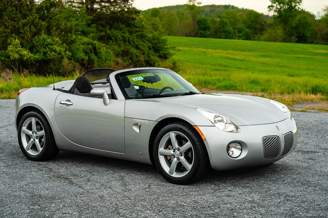 2009 Pontiac Solstice - Image 5 of 31
