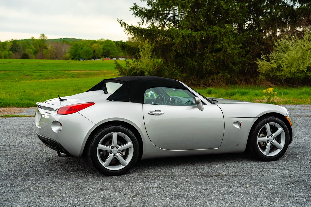 2009 Pontiac Solstice - Image 30 of 31
