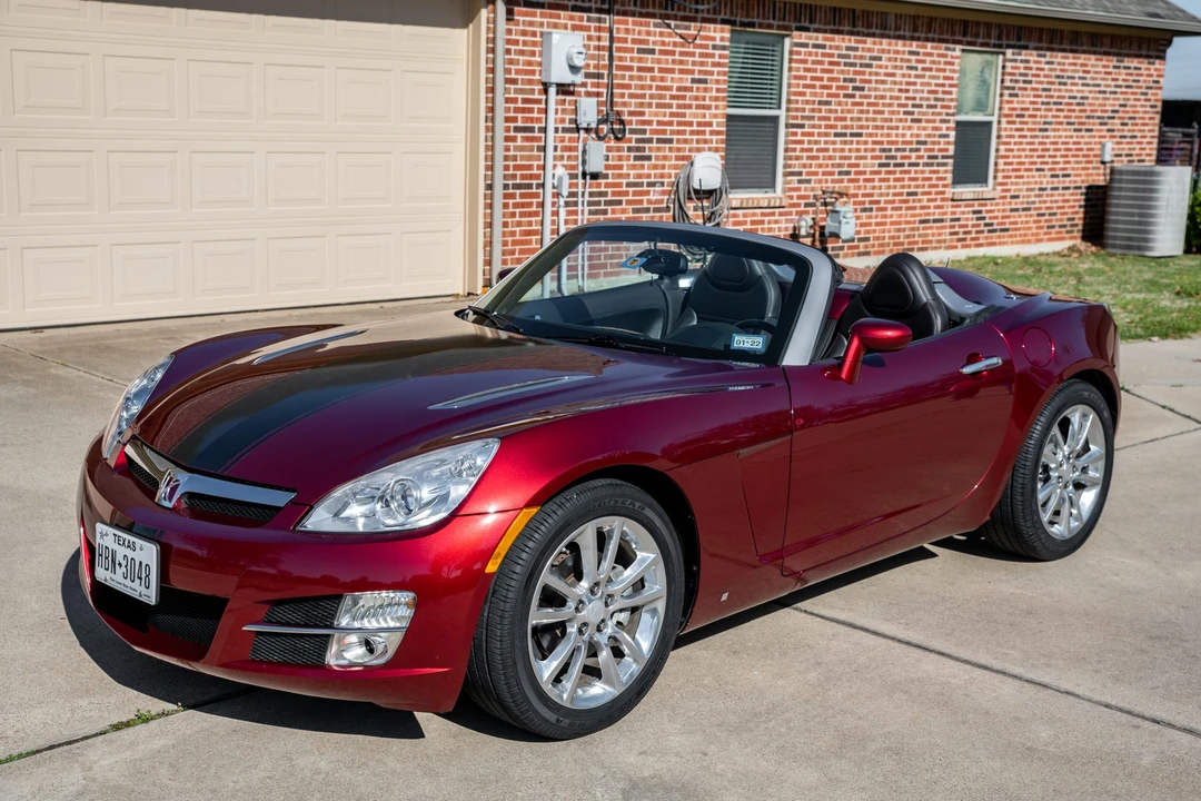 2009 Saturn Sky - Image 20 of 31