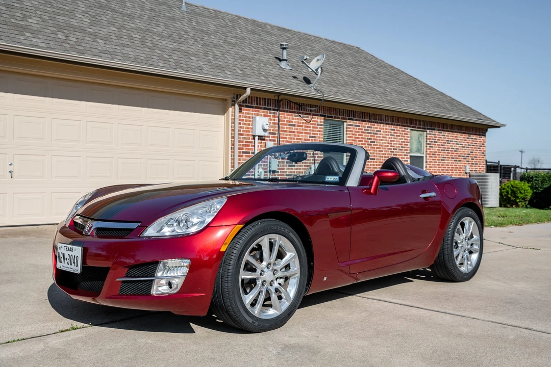 2009 Saturn Sky - Image 18 of 31