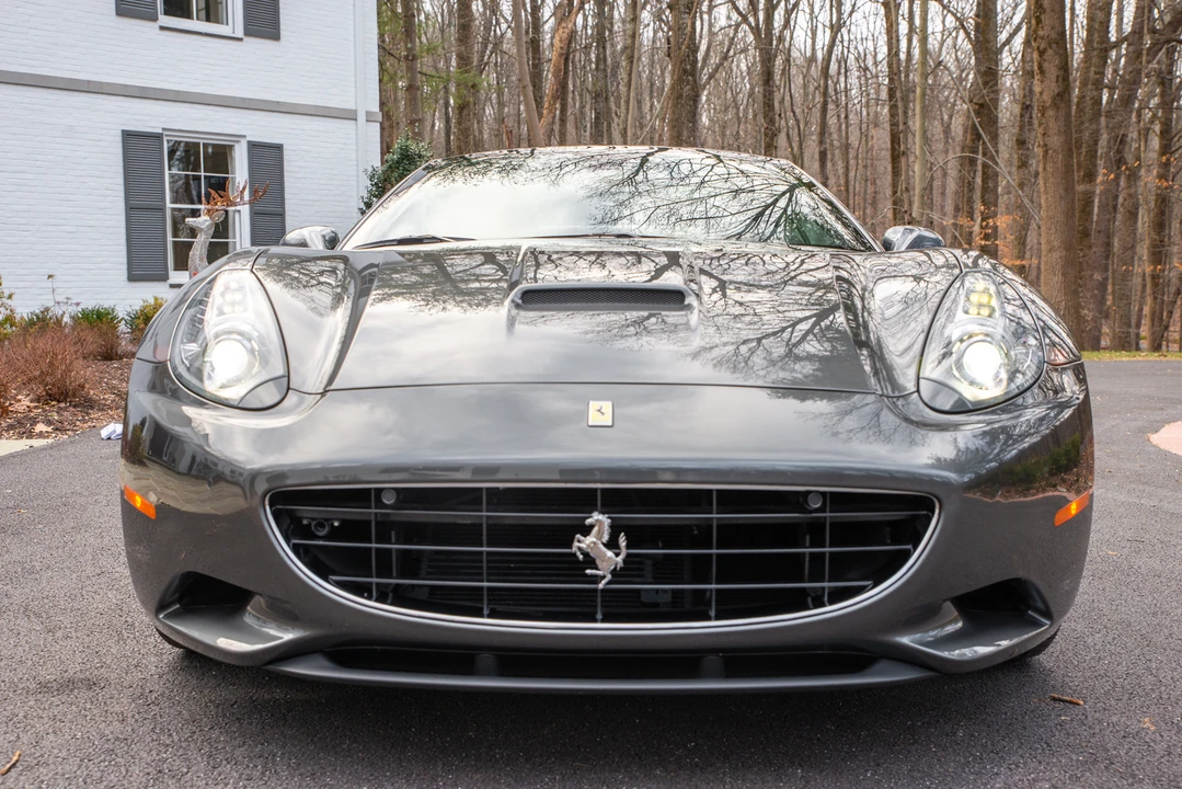 2010 Ferrari California - Image 9 of 31