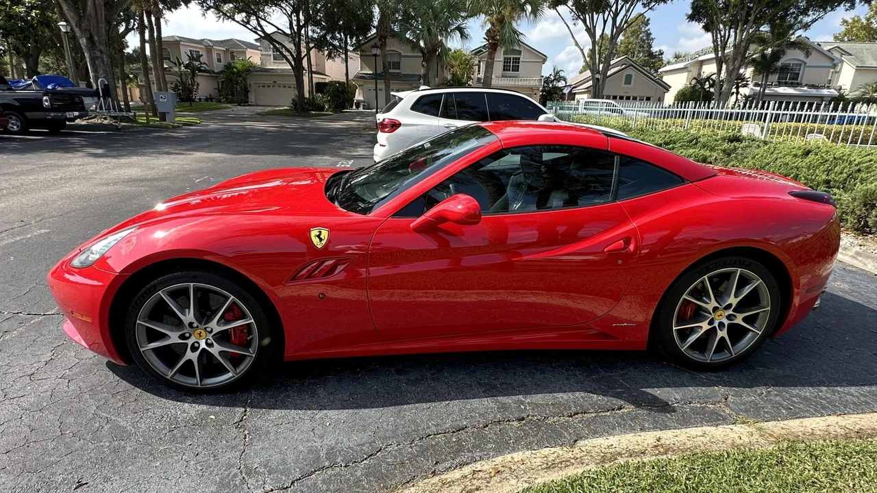 2010 Ferrari California - Image 29 of 31