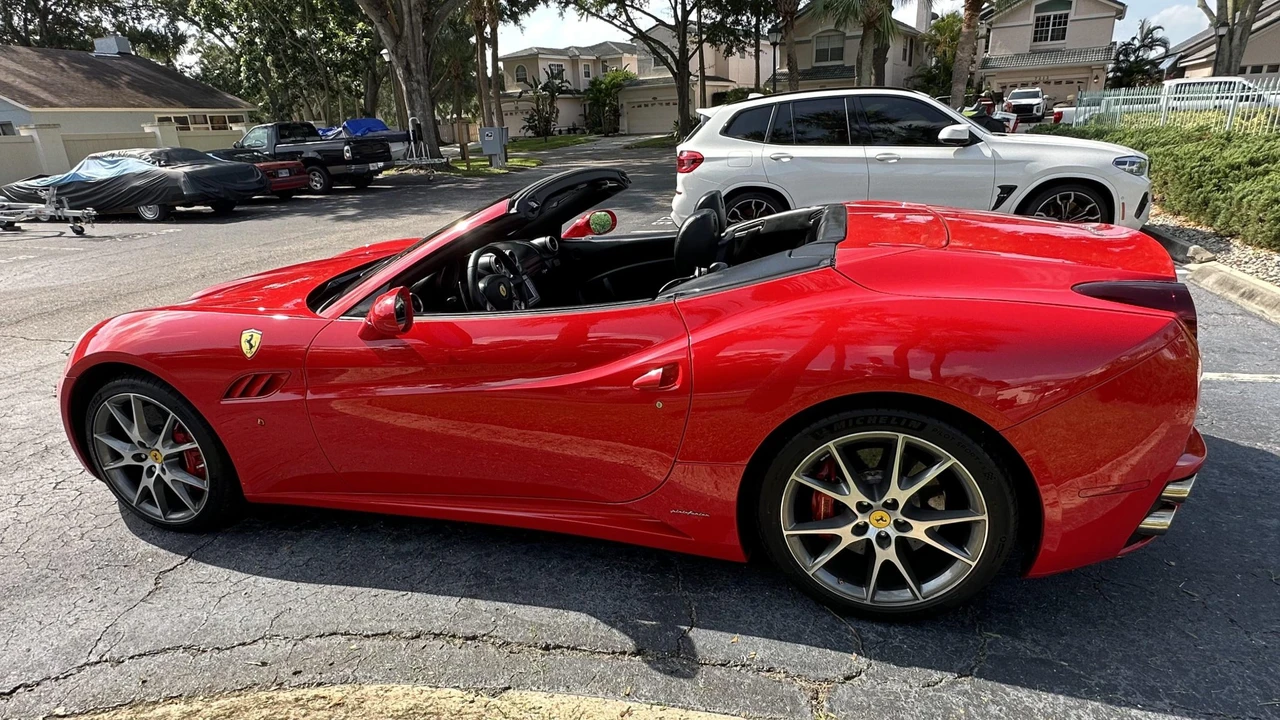 2010 Ferrari California - Image 27 of 31