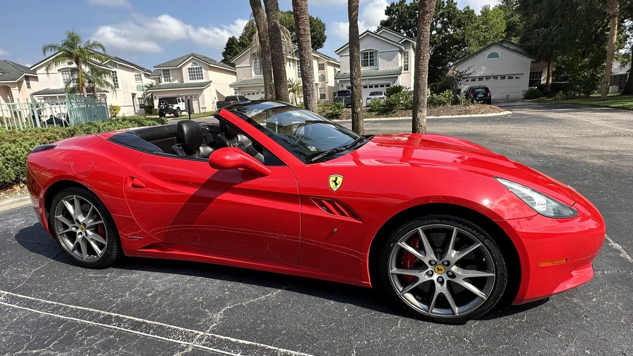 2010 Ferrari California - Image 22 of 31