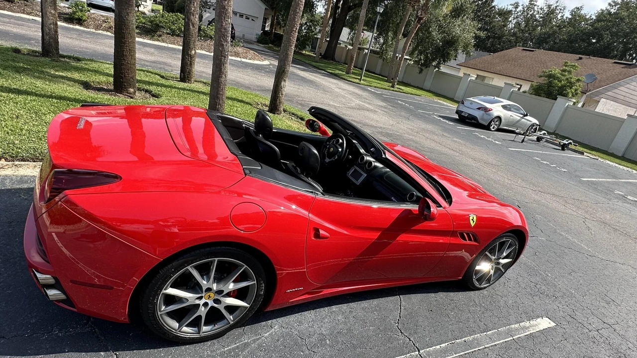 2010 Ferrari California - Image 26 of 31