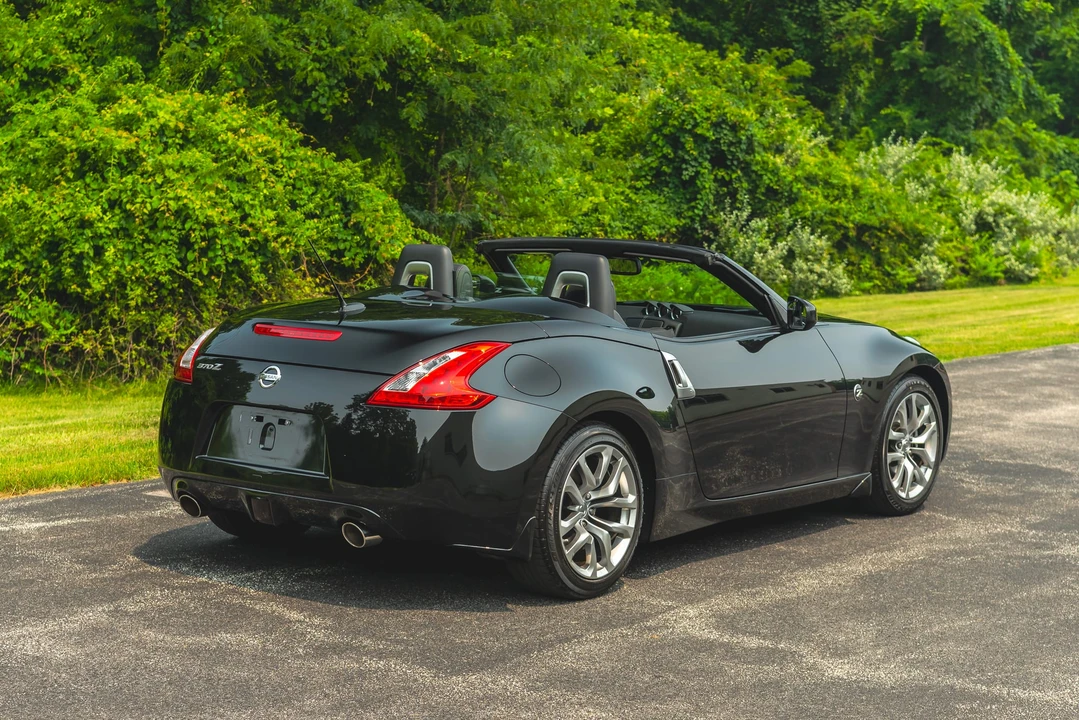2010 Nissan 370Z 6th Gen - Image 25 of 31