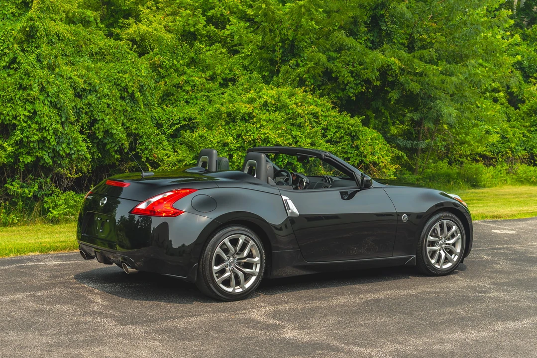2010 Nissan 370Z 6th Gen - Image 26 of 31