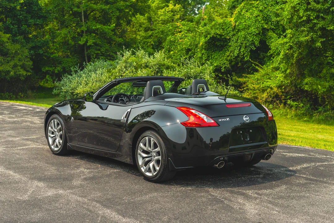 2010 Nissan 370Z 6th Gen - Image 17 of 31