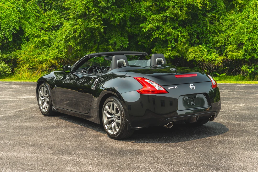 2010 Nissan 370Z 6th Gen - Image 18 of 31