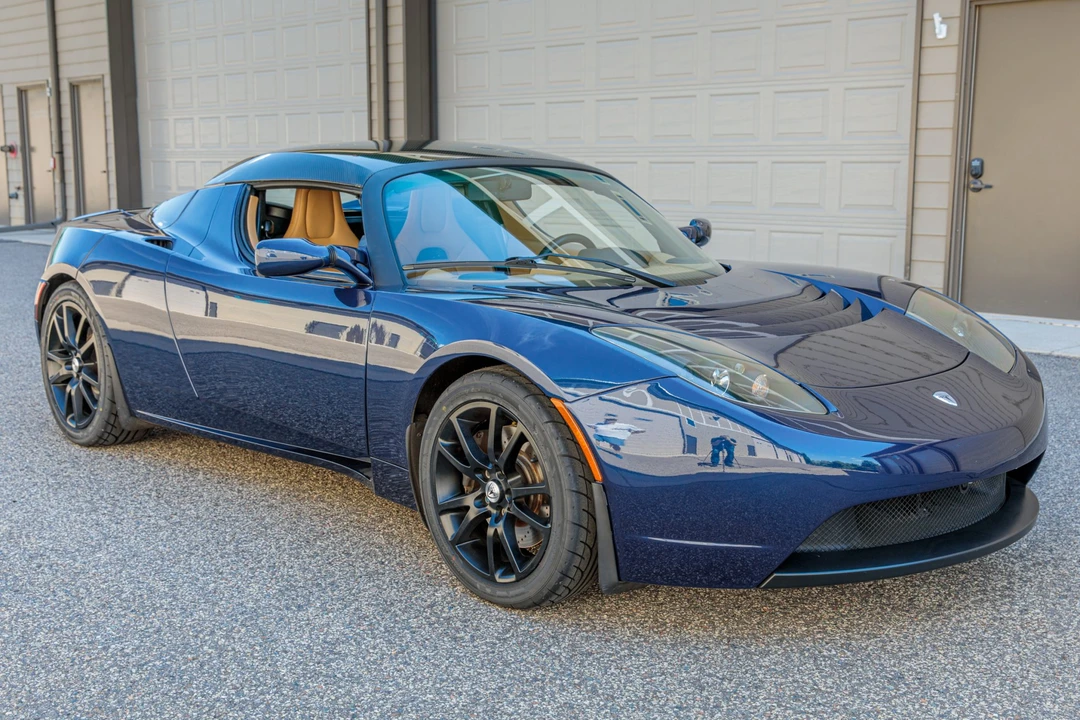 2010 Tesla Roadster - Image 9 of 31