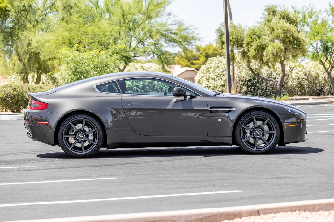 2011 Aston Martin V8 Vantage (2006-2017) - Image 9 of 31