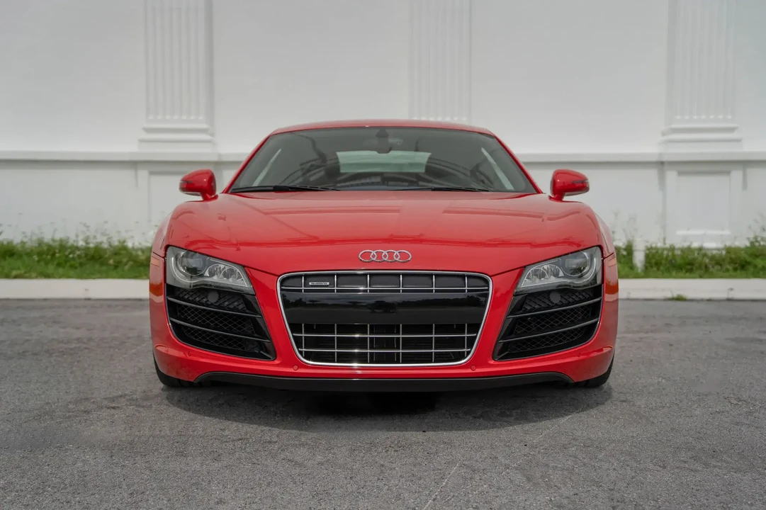 2011 Audi 42 R8 - Image 3 of 6