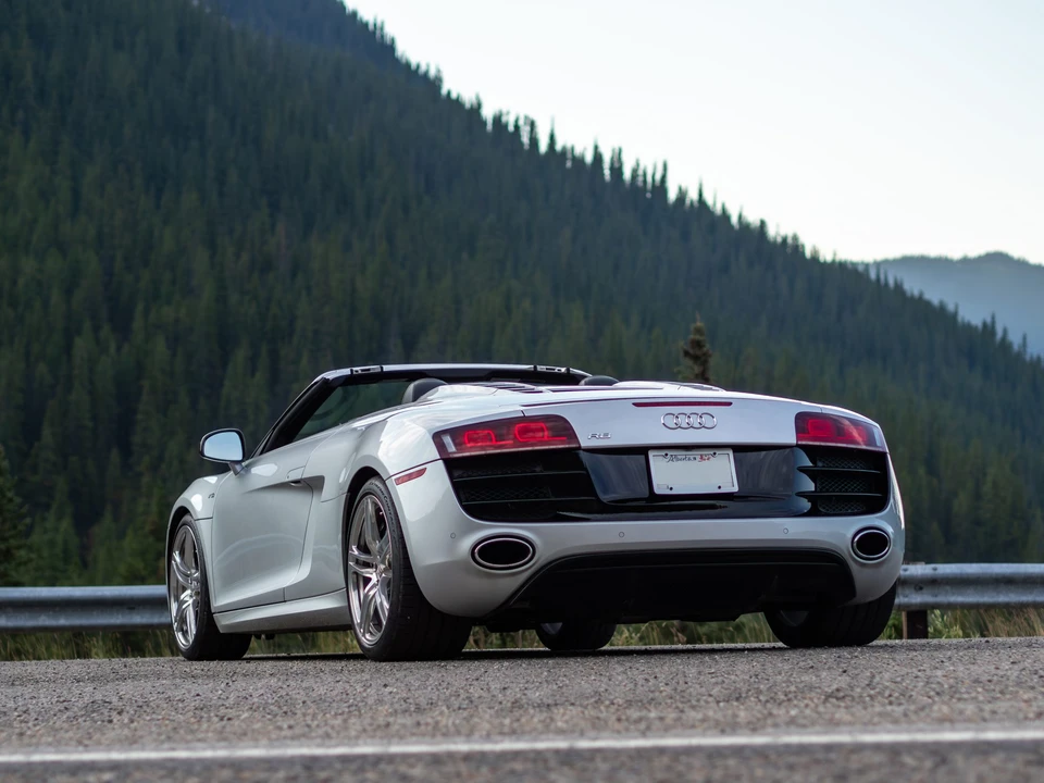 2011 Audi 42 R8 - Image 14 of 31