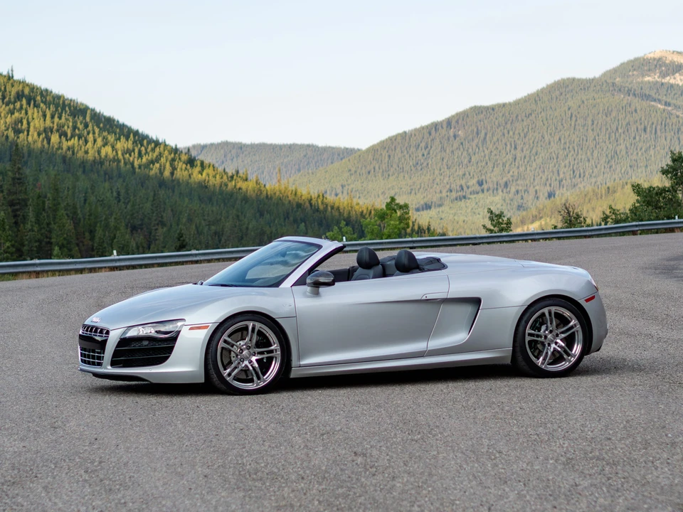 2011 Audi 42 R8 - Image 6 of 31