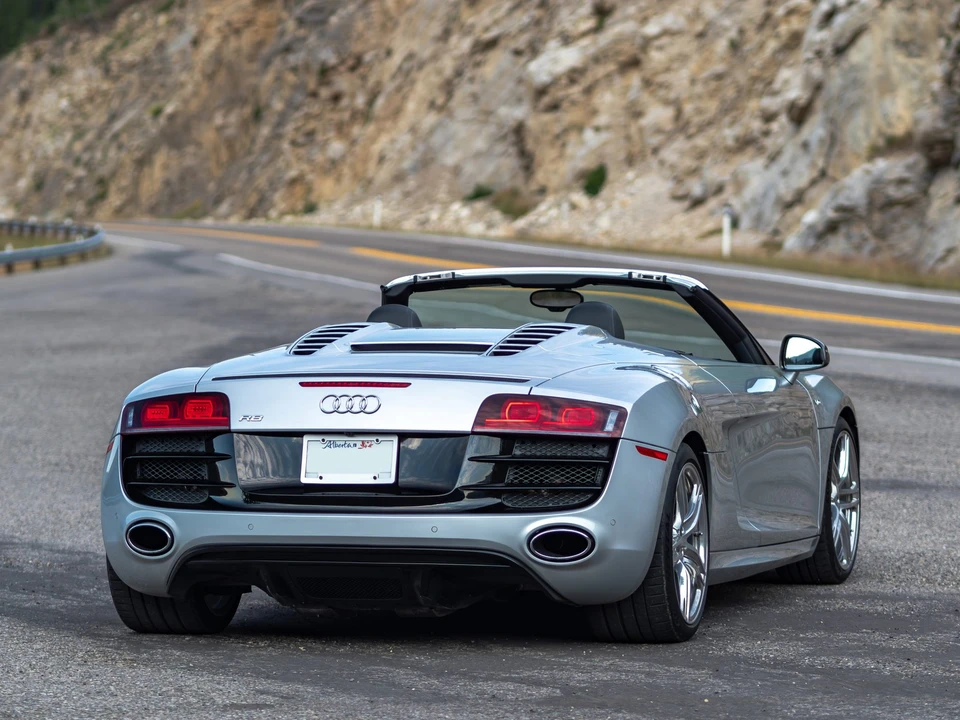 2011 Audi 42 R8 - Image 16 of 31