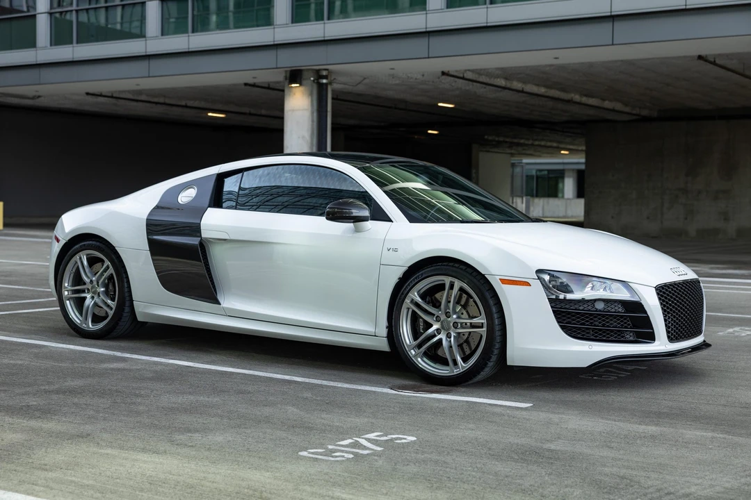 2011 Audi 42 R8 - Image 10 of 31
