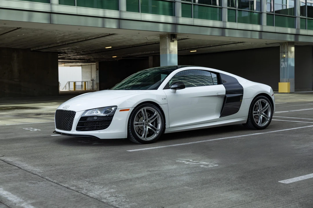 2011 Audi 42 R8 - Image 2 of 31