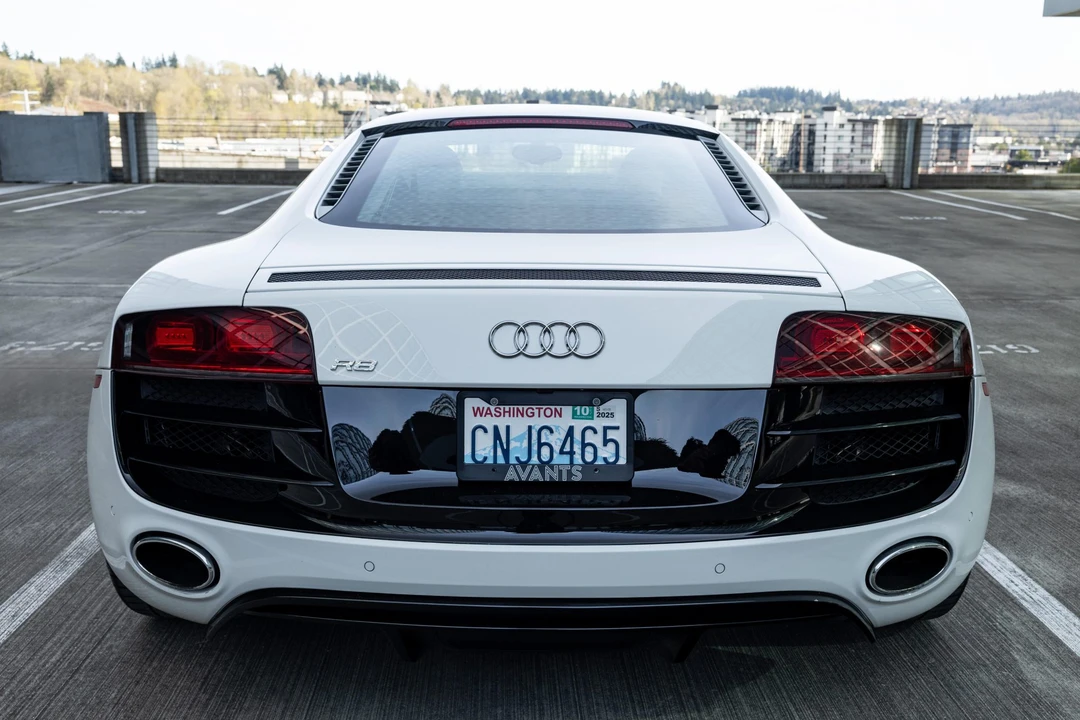 2011 Audi 42 R8 - Image 17 of 31