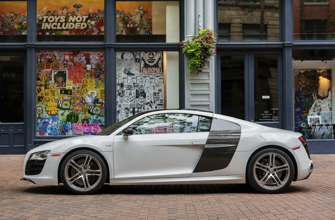 2011 Audi 42 R8 - Image 23 of 31