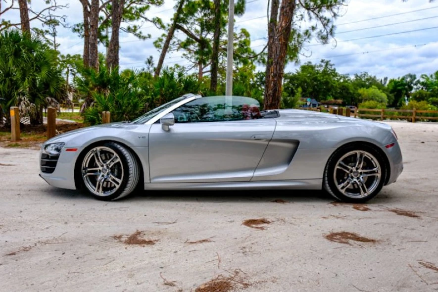 2011 Audi 42 R8 - Image 11 of 31