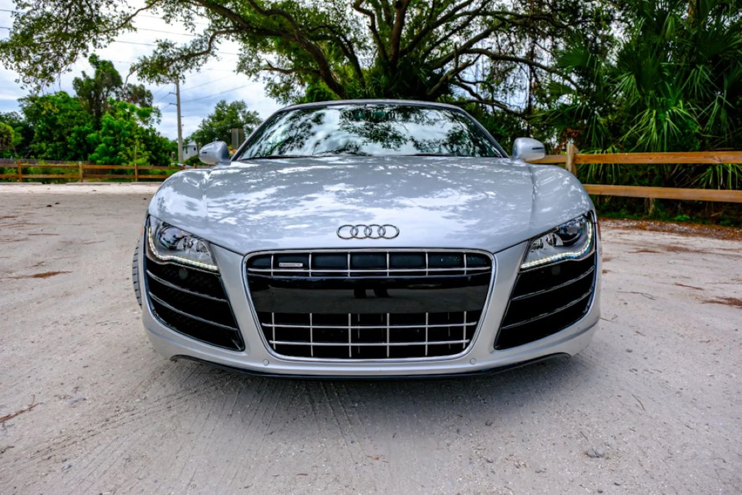 2011 Audi 42 R8 - Image 13 of 31