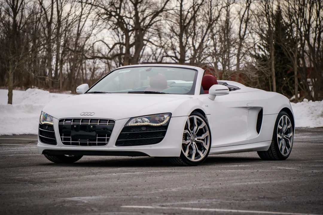 2011 Audi 42 R8 - Image 2 of 31