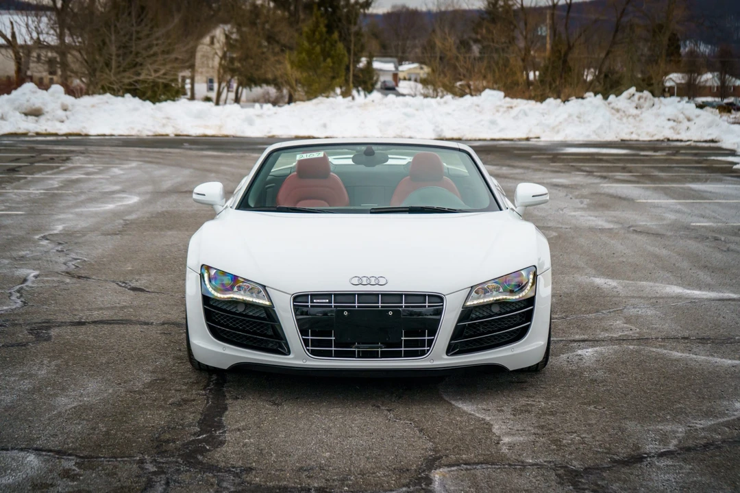 2011 Audi 42 R8 - Image 8 of 31