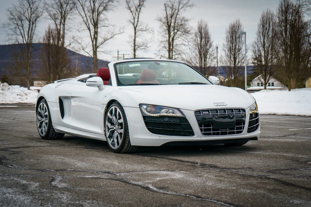 2011 Audi 42 R8 - Image 15 of 31