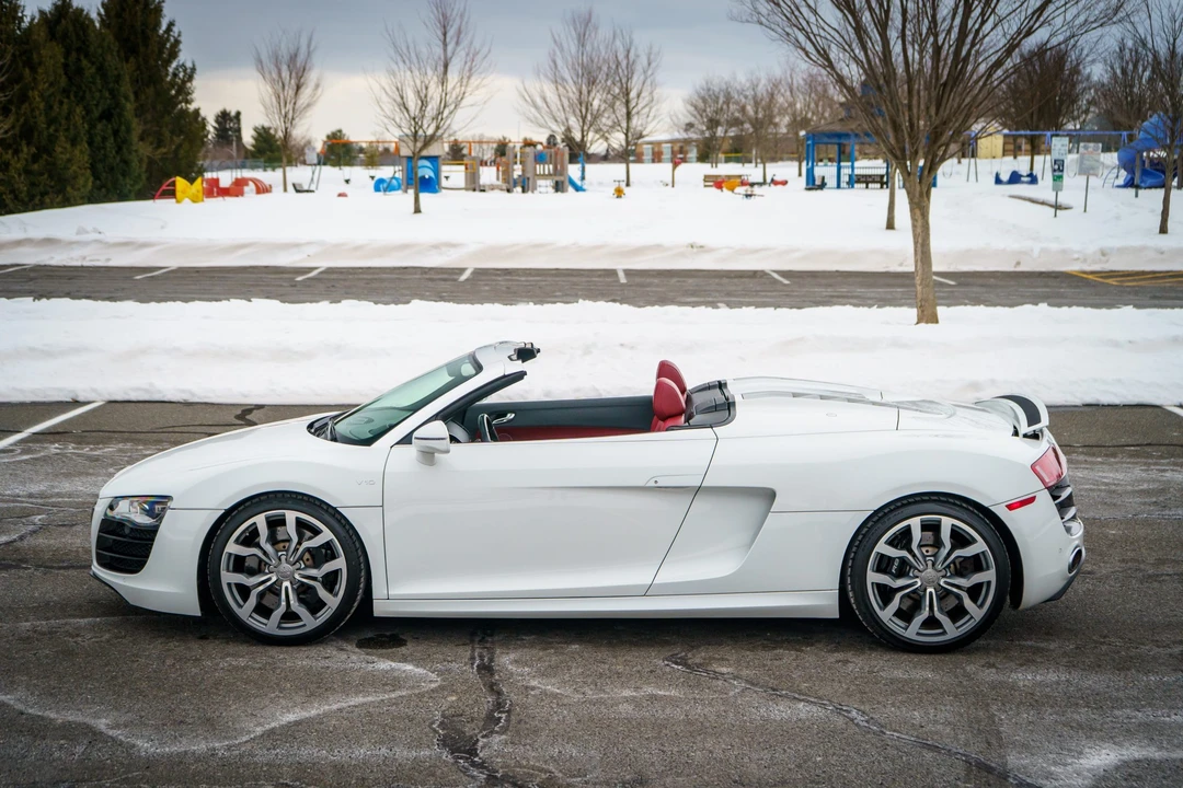 2011 Audi 42 R8 - Image 29 of 31