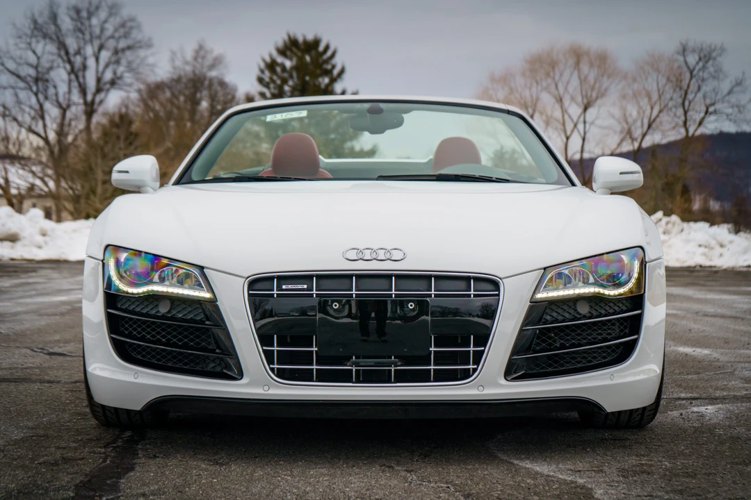 2011 Audi 42 R8 - Image 6 of 31