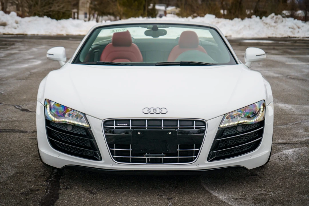 2011 Audi 42 R8 - Image 7 of 31