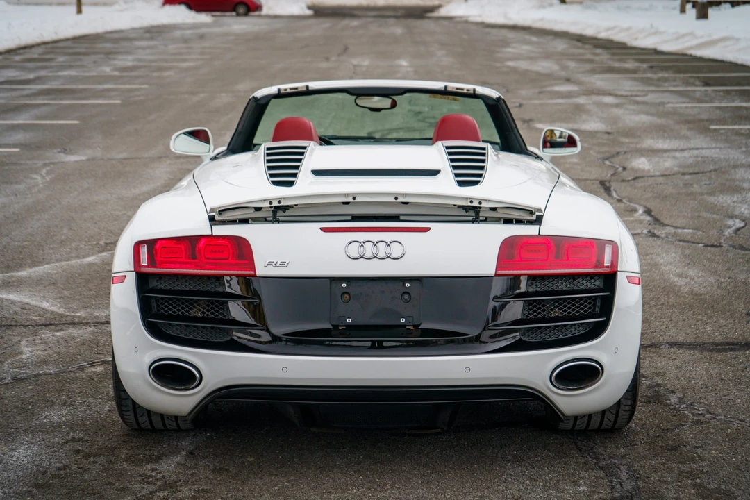 2011 Audi 42 R8 - Image 22 of 31